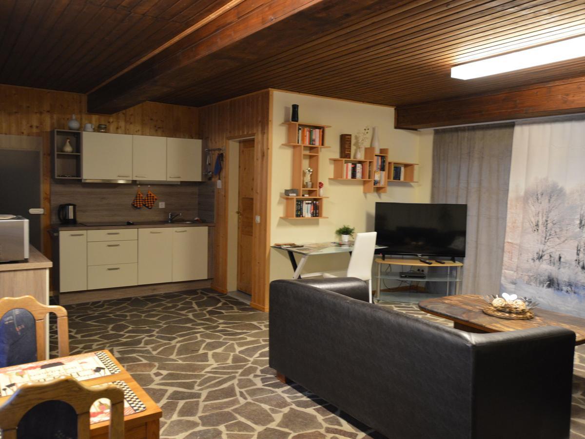 Apartment In The District Of Manderscheid Exteriör bild